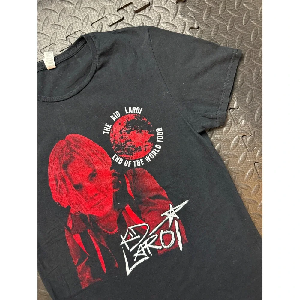 The Kid LAROI End Of The‎ World Tour 2022 T-Shirt Black Red Graphic Mens Medium